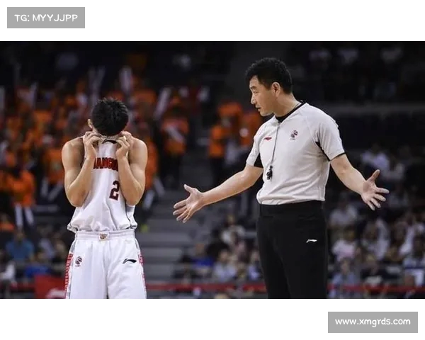 徐杰获外援高度评价 琼斯赞其球商高处理球最合理 徐杰获外援高度评价 琼斯赞其球商高处理球最合理